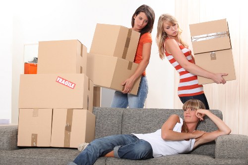 Local moving help for homes and flats around Walthamstow